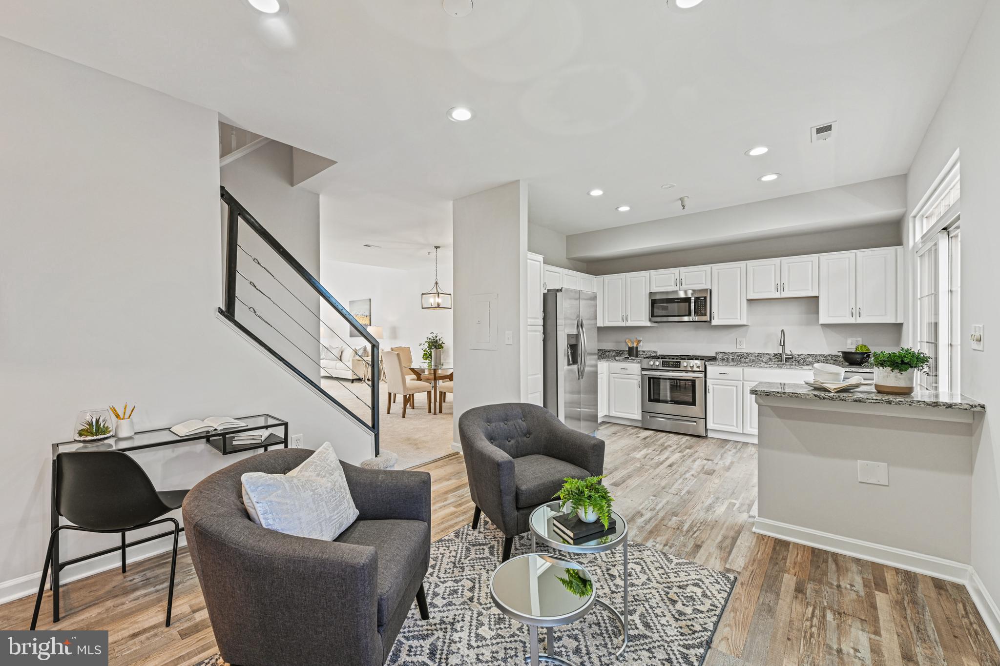 11400 Windleaf Court, Unit 41 Reston, VA 20194 - Photo 11 of 31 Beautiful kitchen w/adjoining sitting room