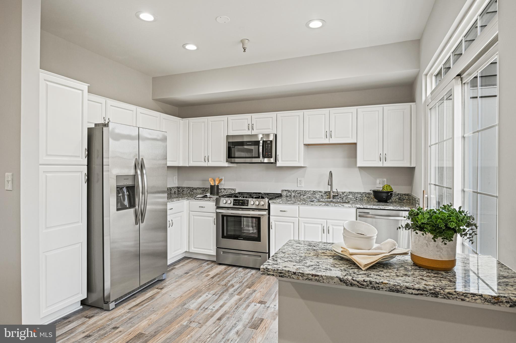 11400 Windleaf Court, Unit 41 Reston, VA 20194 - Photo 12 of 31 Tons of cabinets space--including a pantry