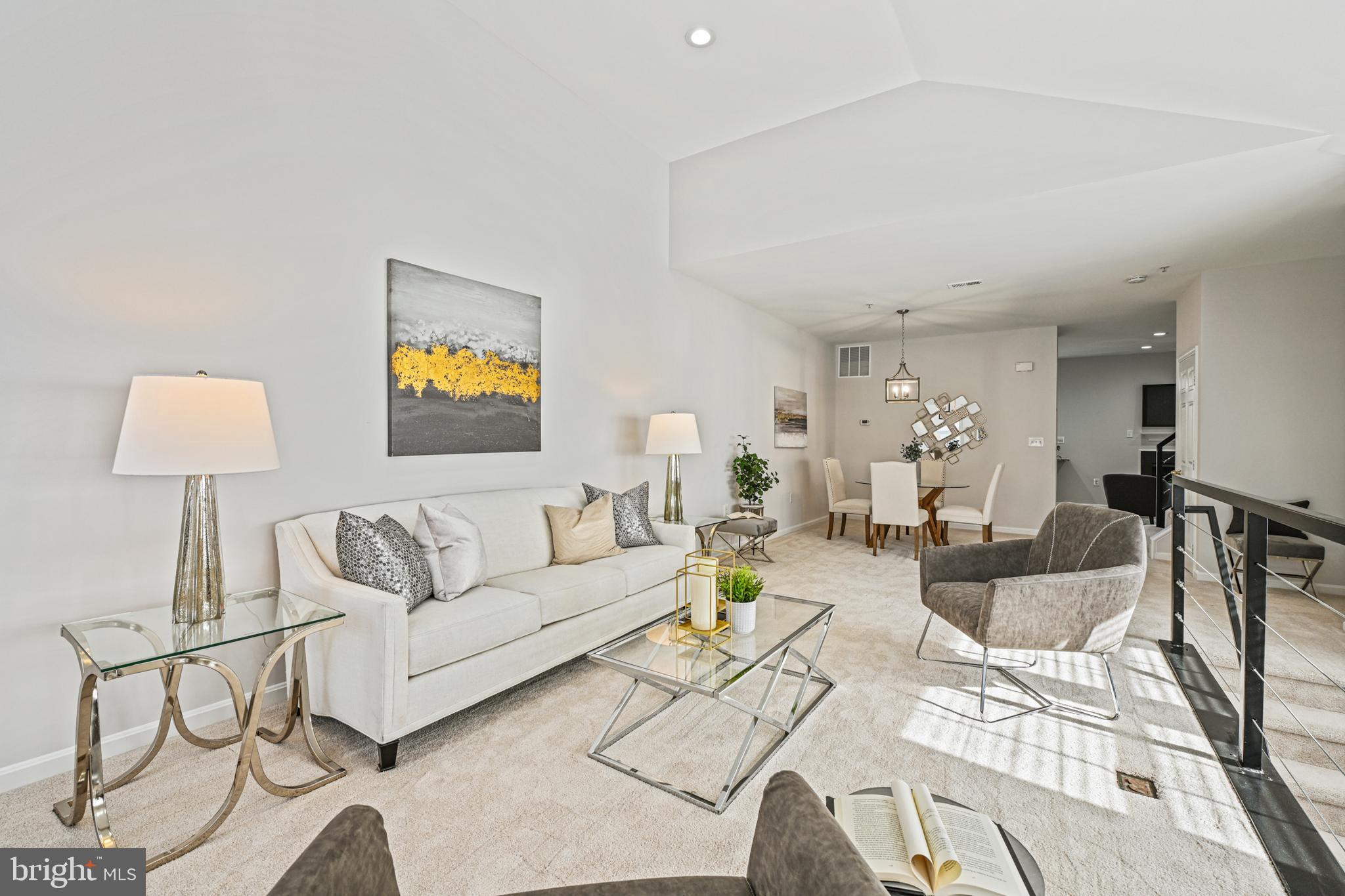 11400 Windleaf Court, Unit 41 Reston, VA 20194 - Photo 8 of 31 Living room/dining room combination