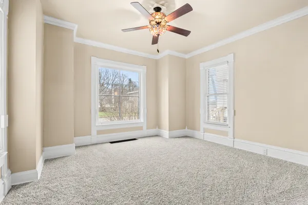 $239,900 | 125 East Delaware Street, Decatur, MI 49045