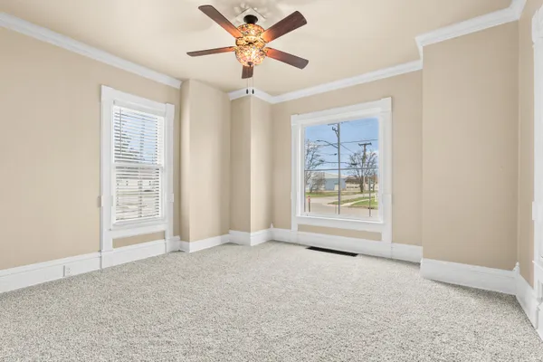 $239,900 | 125 East Delaware Street, Decatur, MI 49045