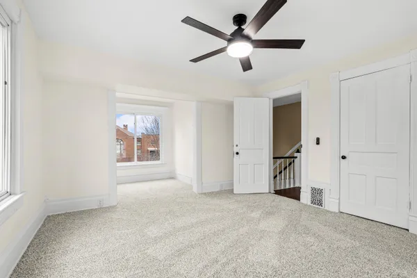 $239,900 | 125 East Delaware Street, Decatur, MI 49045