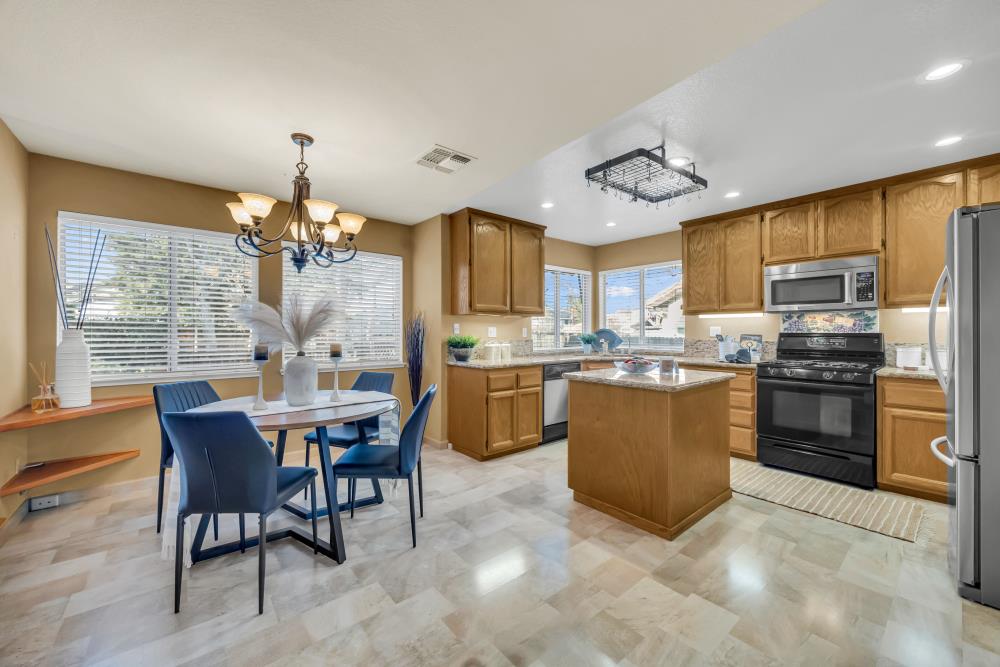 2904 Avon Road Rocklin, CA 95765 - Photo 15 of 71