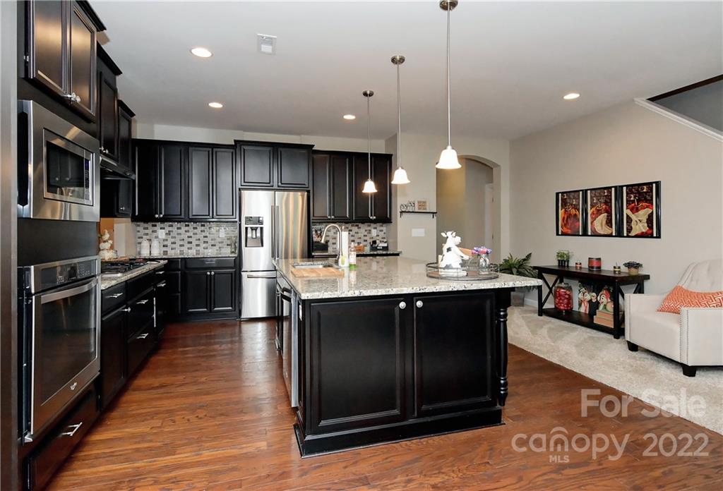 754 Coralbell Way Tega Cay, SC 29708 - Photo 11 of 43 Gallery Image 11