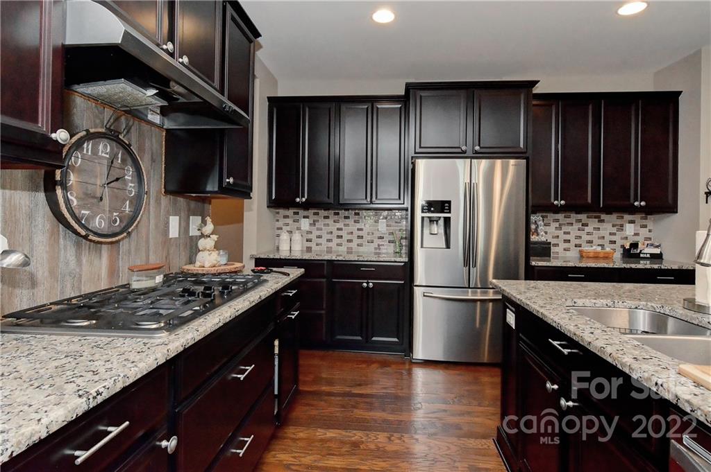 754 Coralbell Way Tega Cay, SC 29708 - Photo 13 of 43 Gallery Image 13