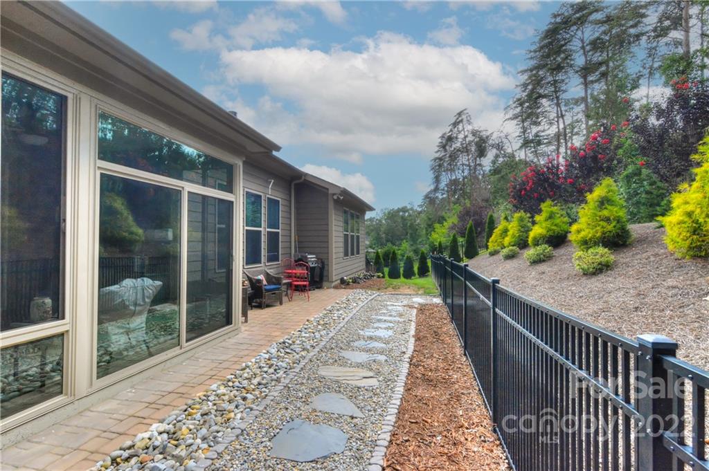 754 Coralbell Way Tega Cay, SC 29708 - Photo 40 of 43 Gallery Image 40