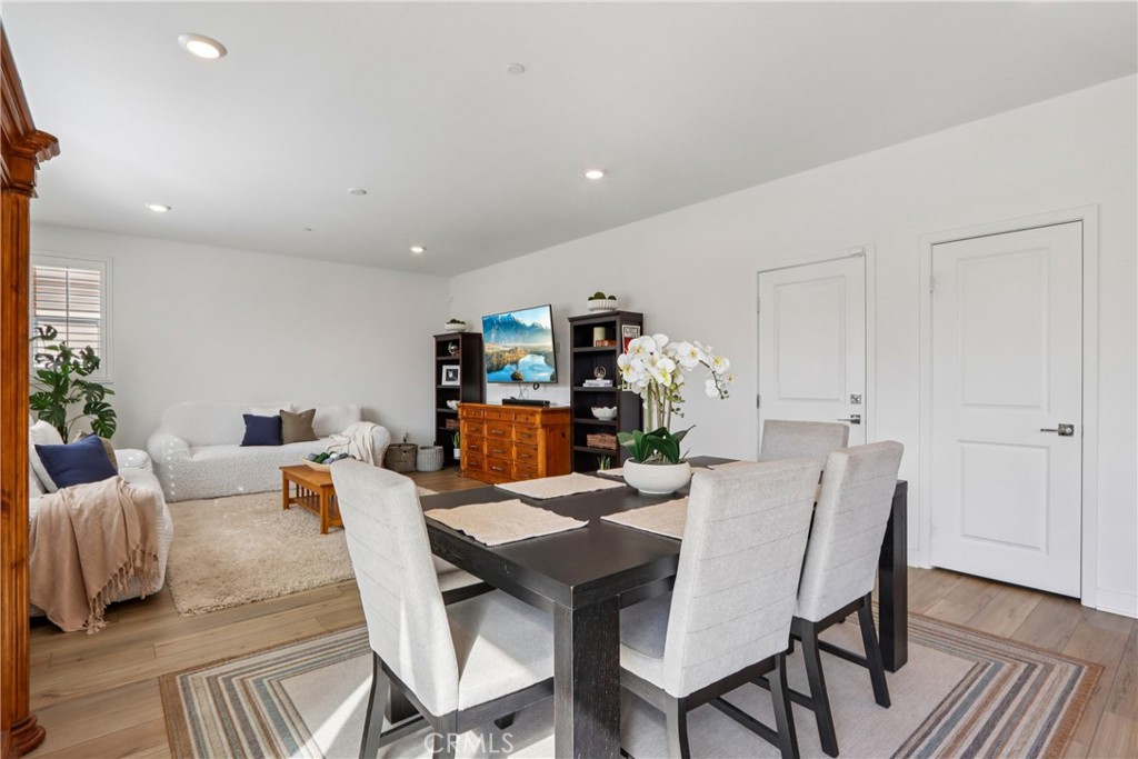 2464 Yellowstone Way Rialto, CA 92377 - Photo 14 of 75 a view of a dining room with furniture