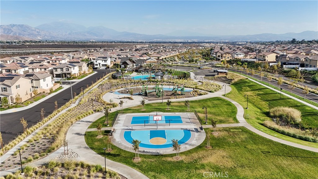 2464 Yellowstone Way Rialto, CA 92377 - Photo 68 of 75