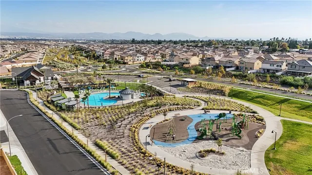 $699,000 | 2464 Yellowstone Way, Rialto, CA 92377