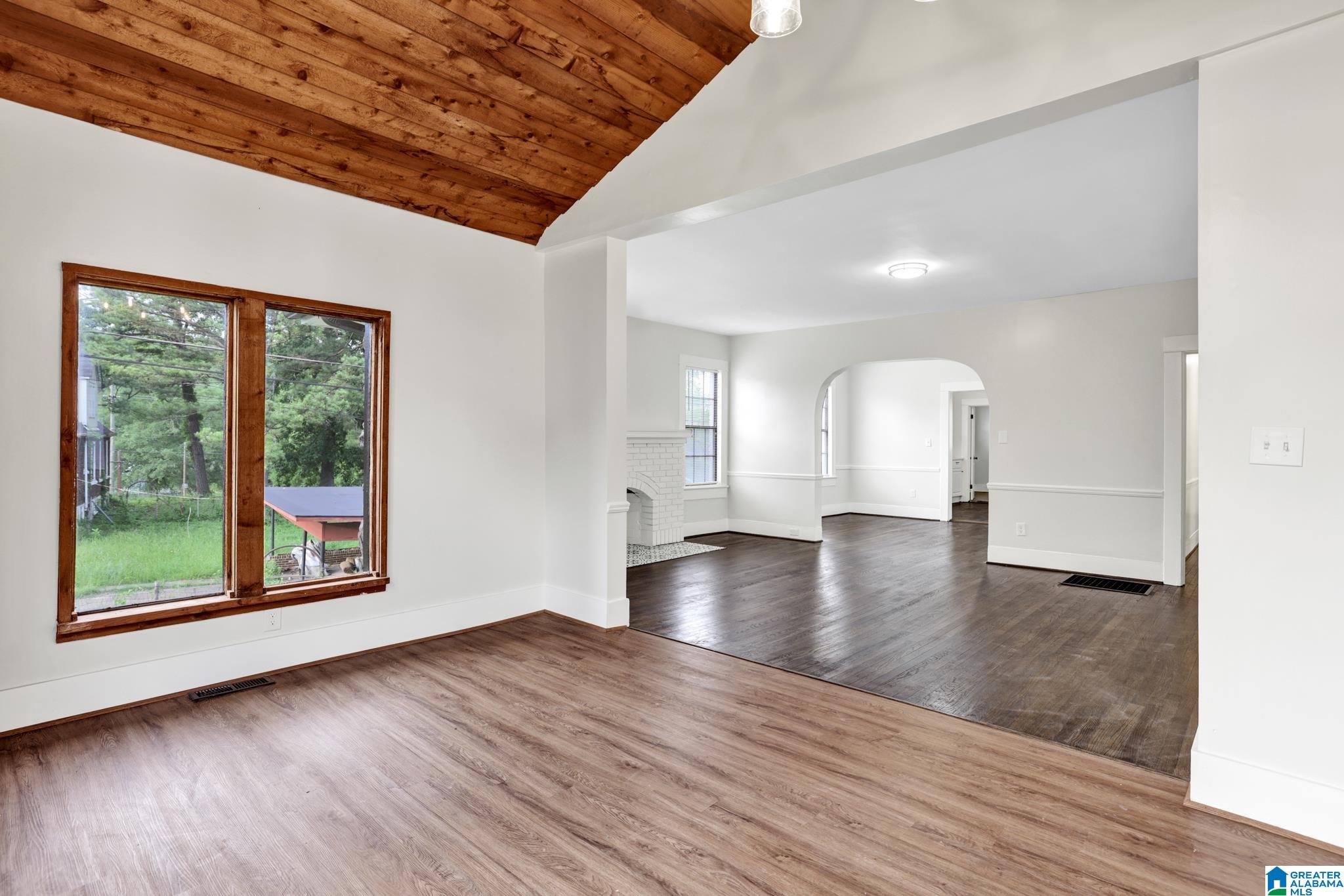 809 15th Street West Birmingham, AL 35208 - Photo 3 of 39