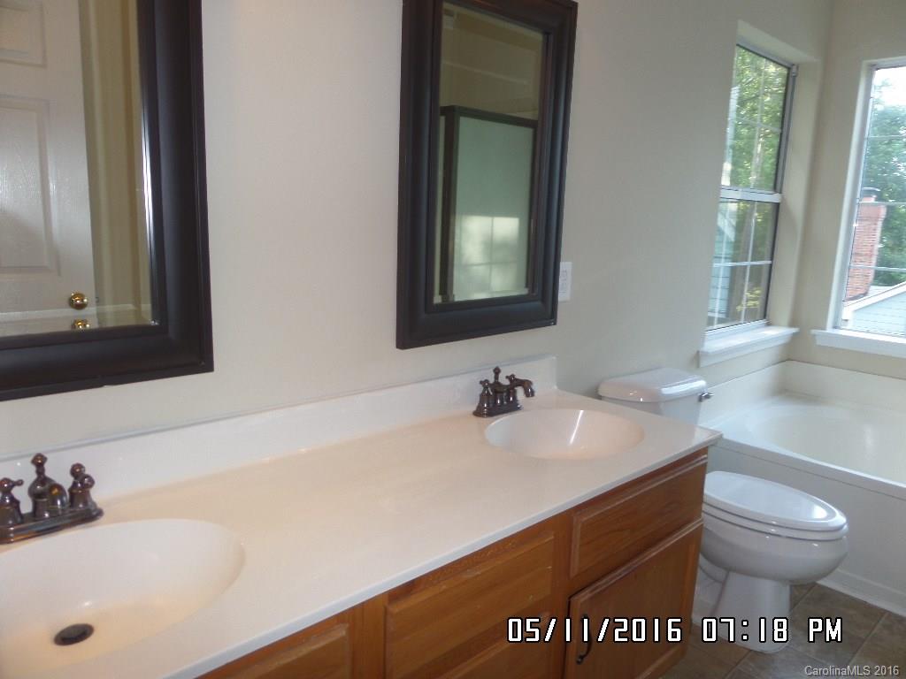 7007 Reedy Creek Road Charlotte, NC 28215 - Photo 12 of 17
