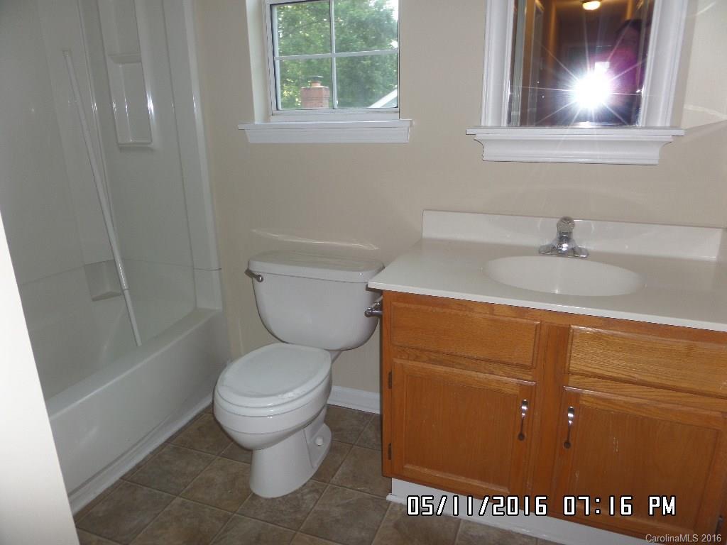 7007 Reedy Creek Road Charlotte, NC 28215 - Photo 15 of 17