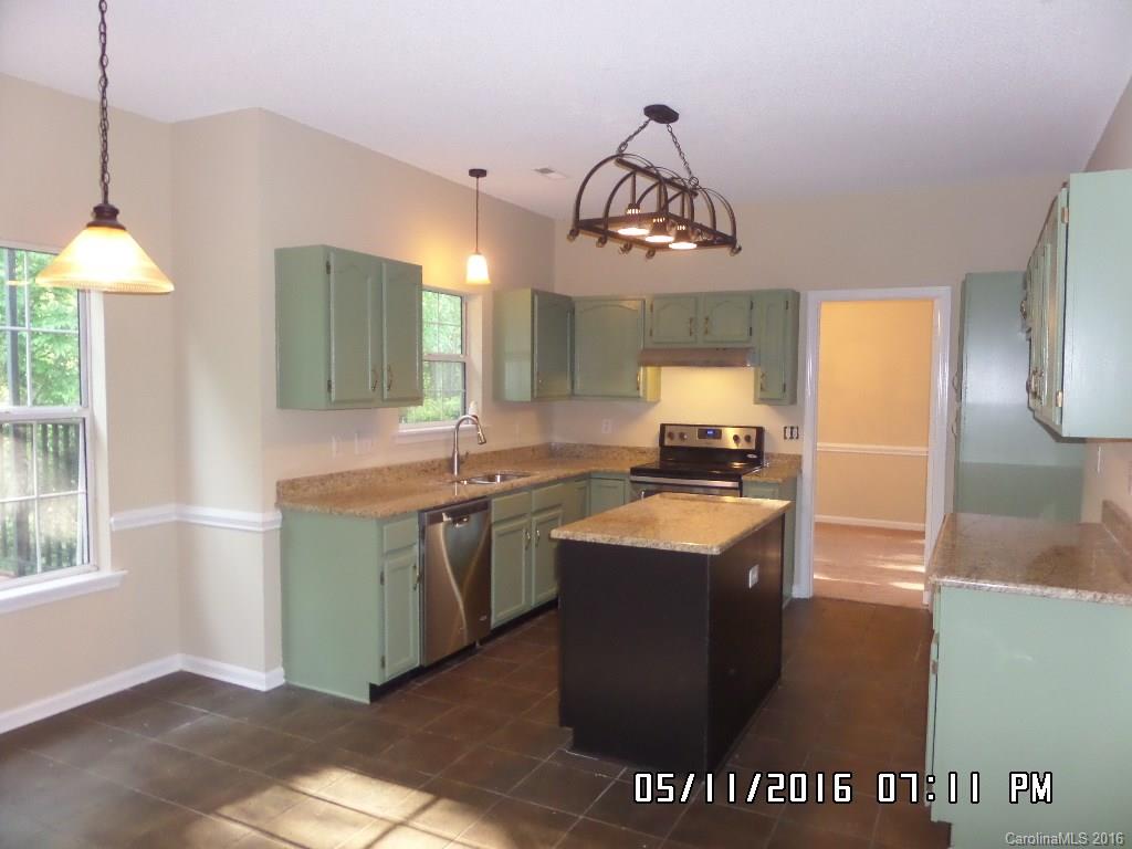 7007 Reedy Creek Road Charlotte, NC 28215 - Photo 6 of 17