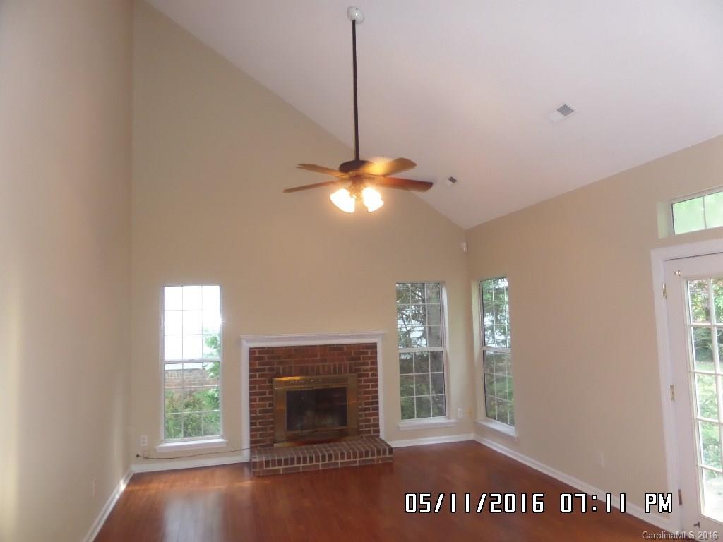 7007 Reedy Creek Road Charlotte, NC 28215 - Photo 8 of 17