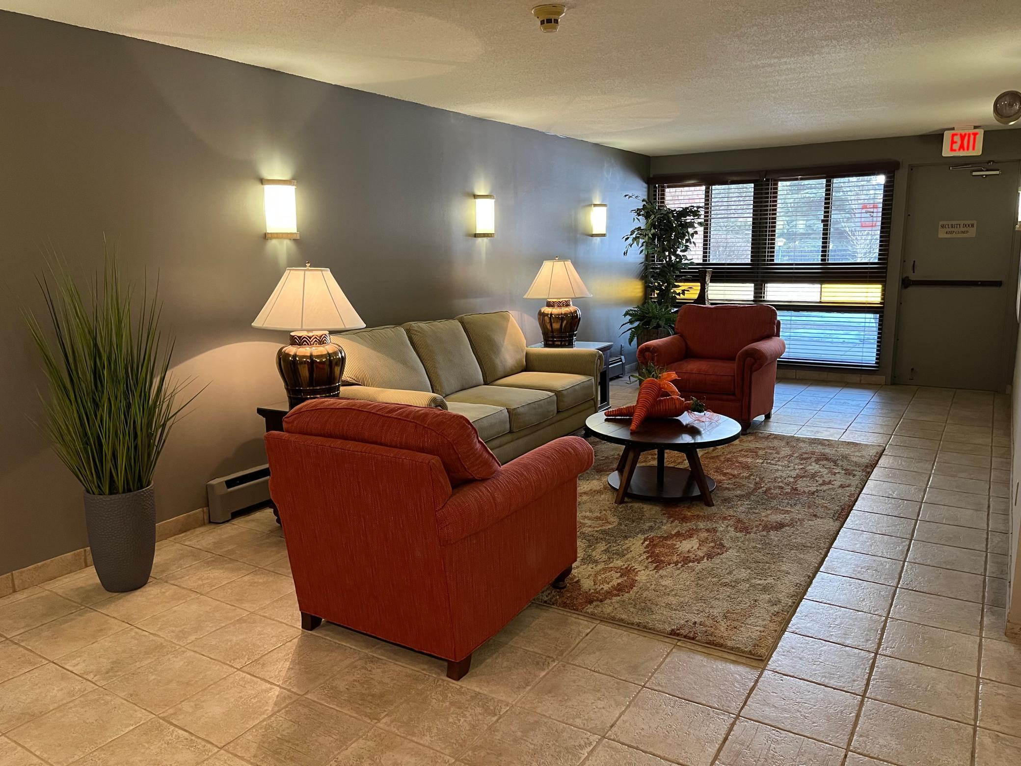 4045 Hodgson Road, Unit 101 Shoreview, MN 55126 - Photo 10 of 18 Gallery Image 10