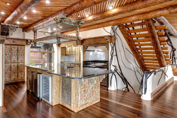 $4,499,000 | 721 Three Point Road, Muscle Shoals, AL 35661