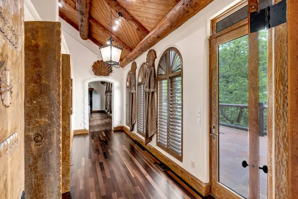 $4,499,000 | 721 Three Point Road, Muscle Shoals, AL 35661