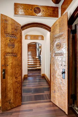 $4,499,000 | 721 Three Point Road, Muscle Shoals, AL 35661