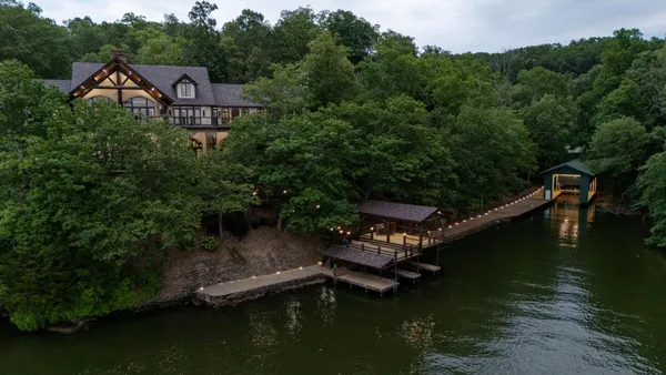 $4,499,000 | 721 Three Point Road, Muscle Shoals, AL 35661