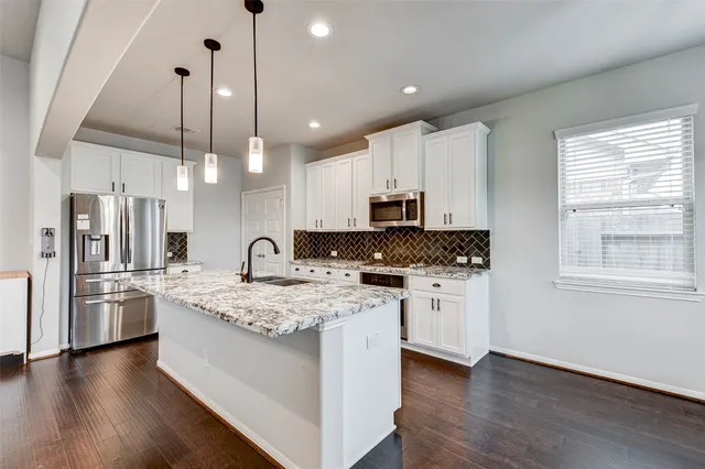 $2,295 | 24114 Prairie Glen Lane, Katy, TX 77493