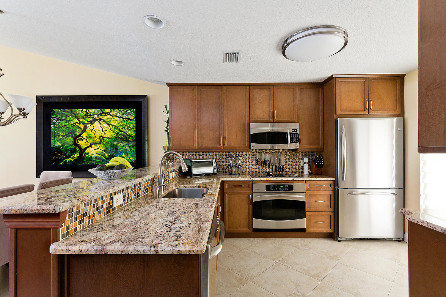 5200 East Club Circle, Unit 2040 Boca Raton, FL 33487 - Photo 7 of 24 06_Kitchen1
