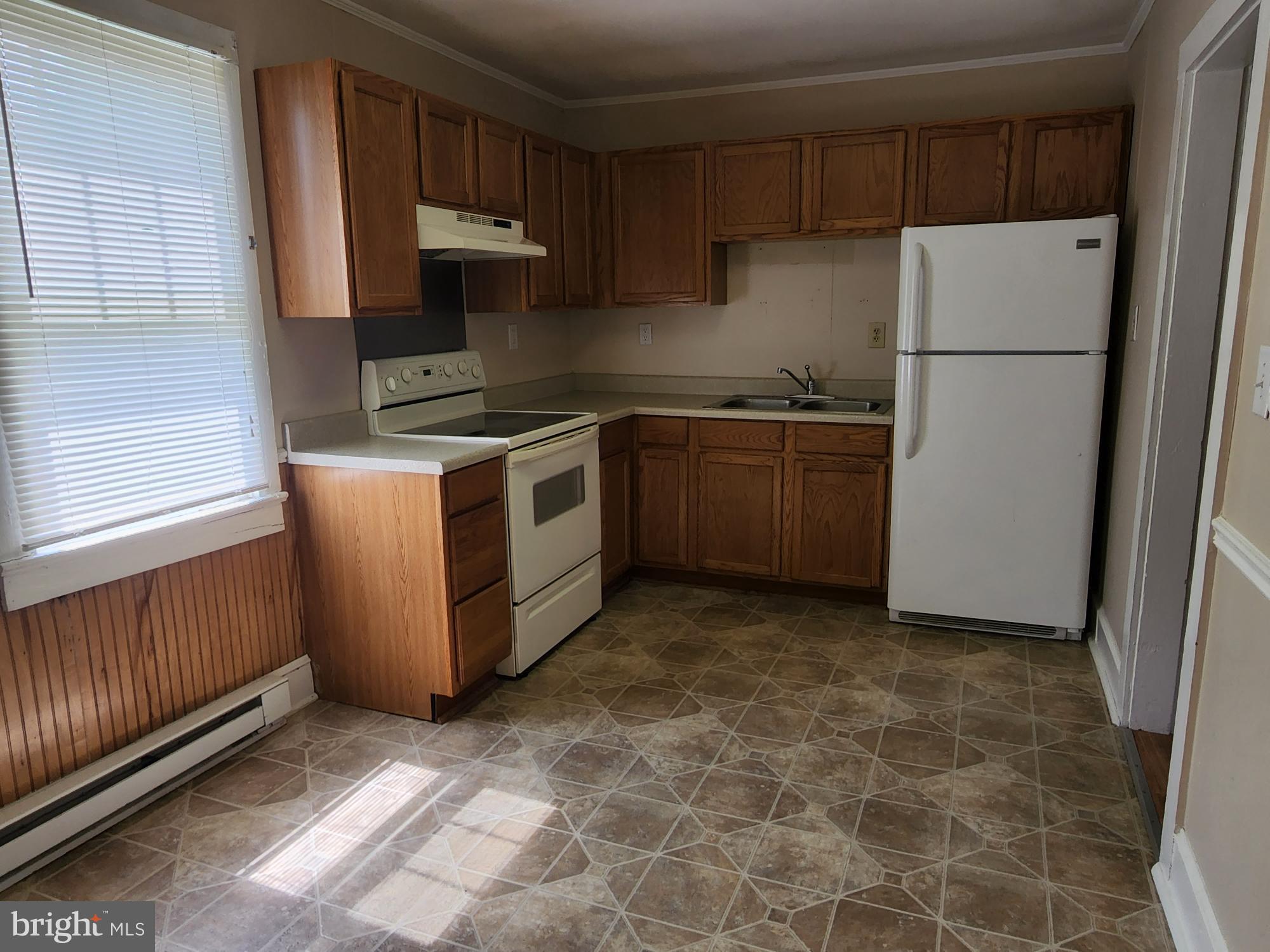 100 South Buchannan Street Ranson, WV 25438 - Photo 3 of 12 Kitchen