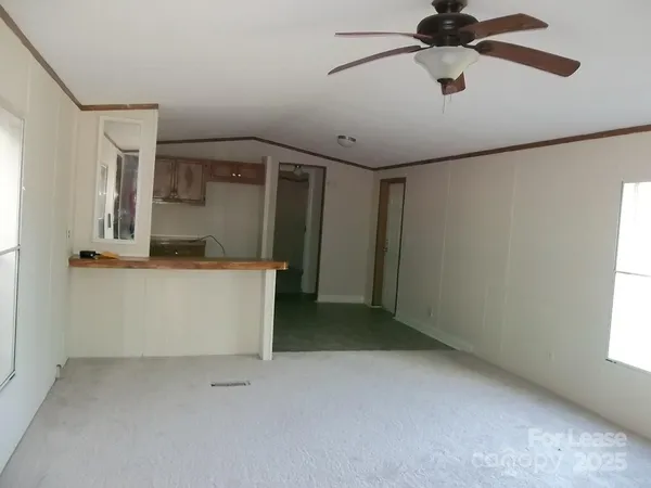 a view of a storage & utility room