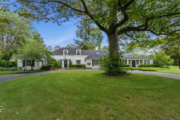 $850,000 | 7861 North Regent Court, Fox Point, WI 53217
