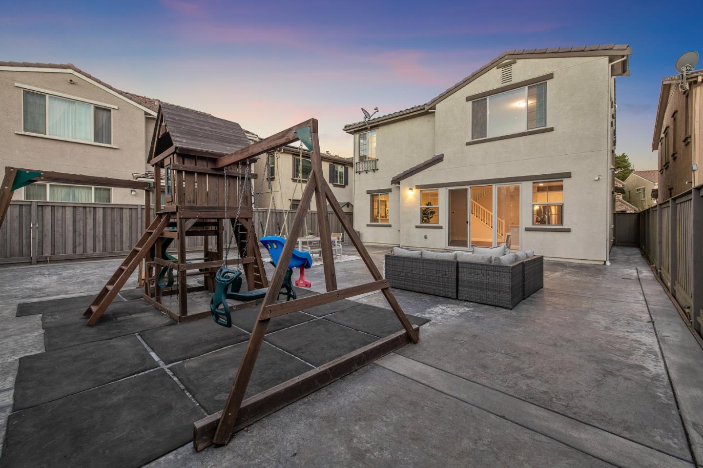 261 Crestview Circle Daly City, CA 94015 - Photo 44 of 45 a view of a house with sitting area and furniture