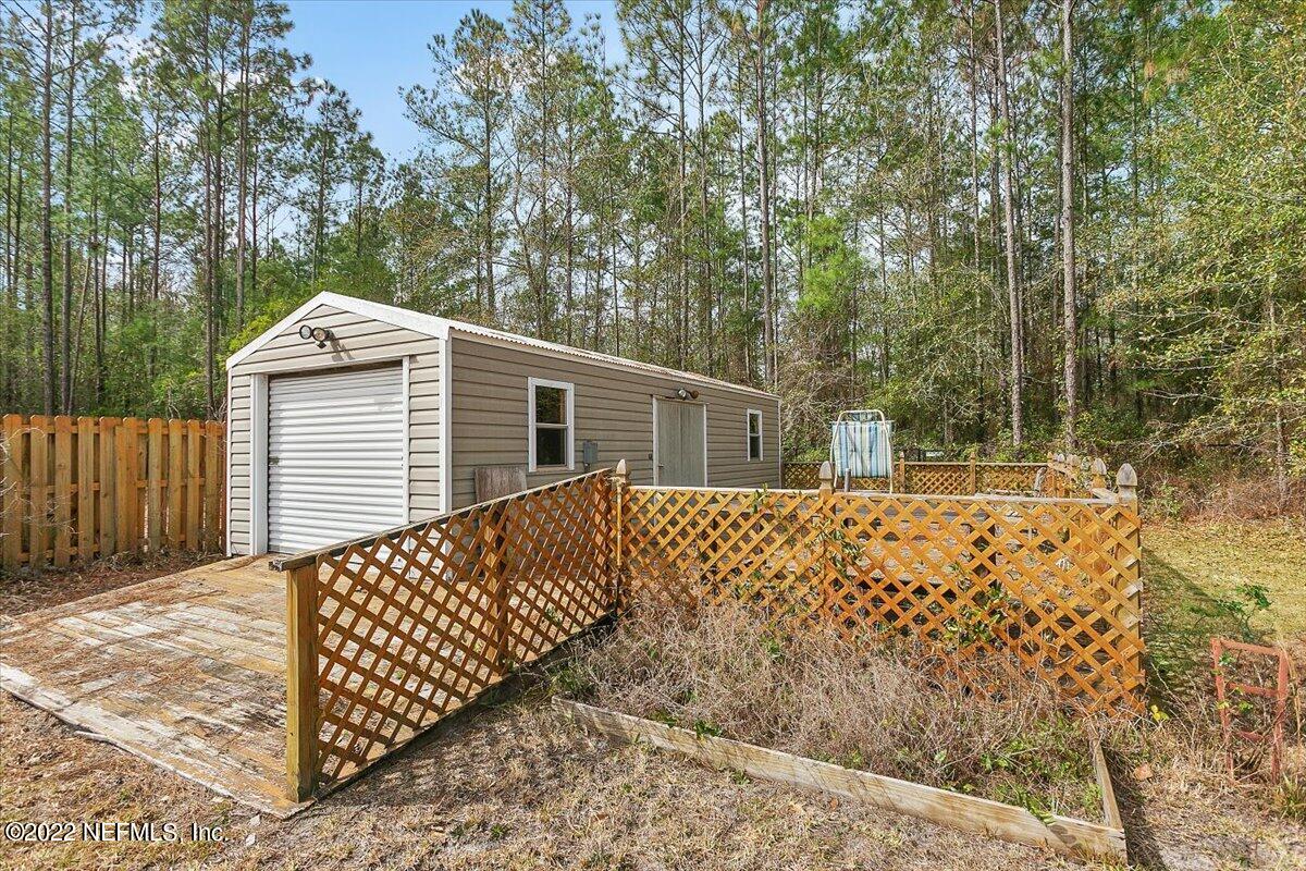3088 Longleaf Ranch Circle Middleburg, FL 32068 - Photo 24 of 24 24-Storage