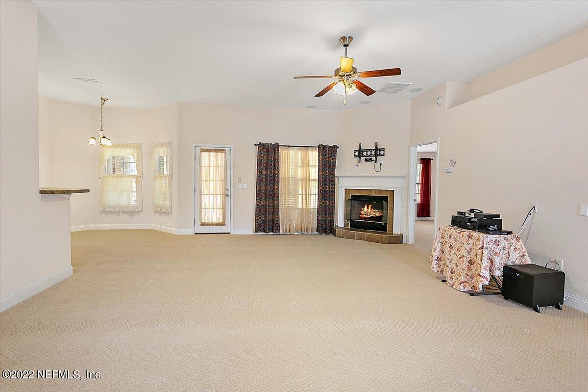 3088 Longleaf Ranch Circle Middleburg, FL 32068 - Photo 6 of 24 06-Living Room