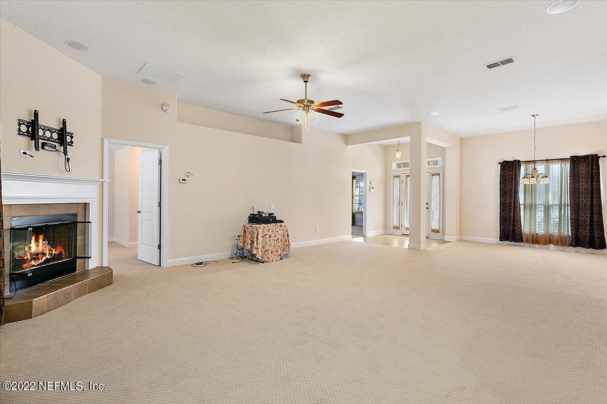 3088 Longleaf Ranch Circle Middleburg, FL 32068 - Photo 7 of 24 07-Living Room