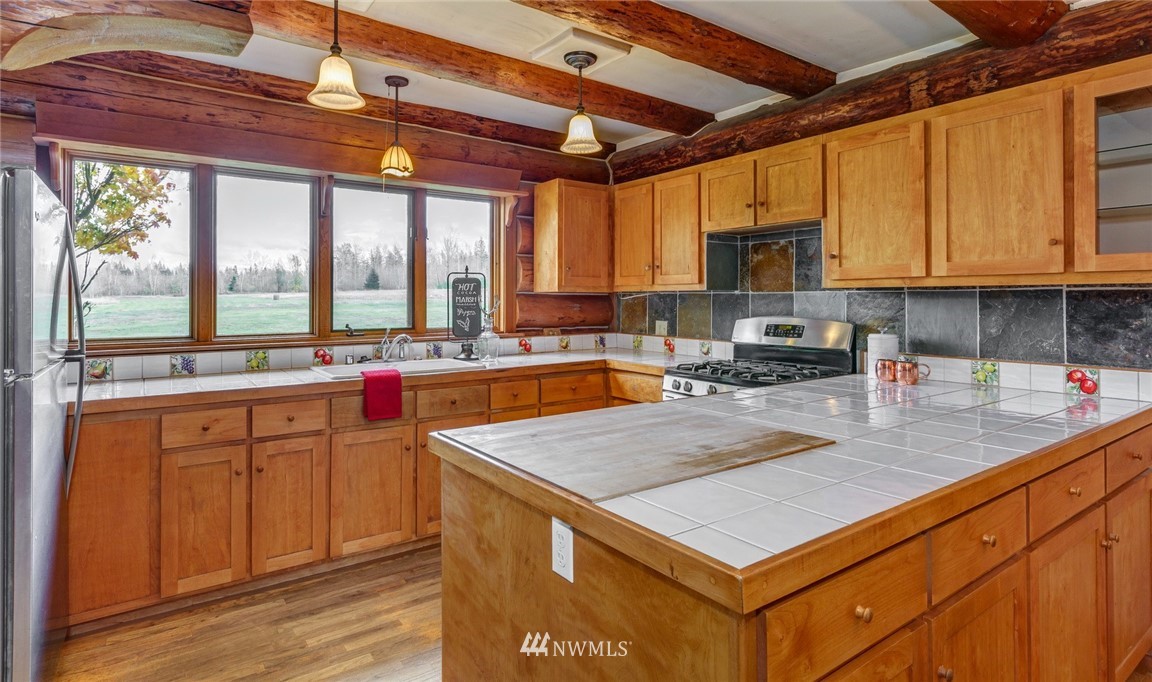 5844 Noon Road Bellingham, WA 98226 - Photo 12 of 25