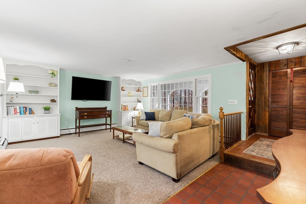 89 Postgate Road Hamilton, MA 01982 - Photo 5 of 37 Gallery Image 5