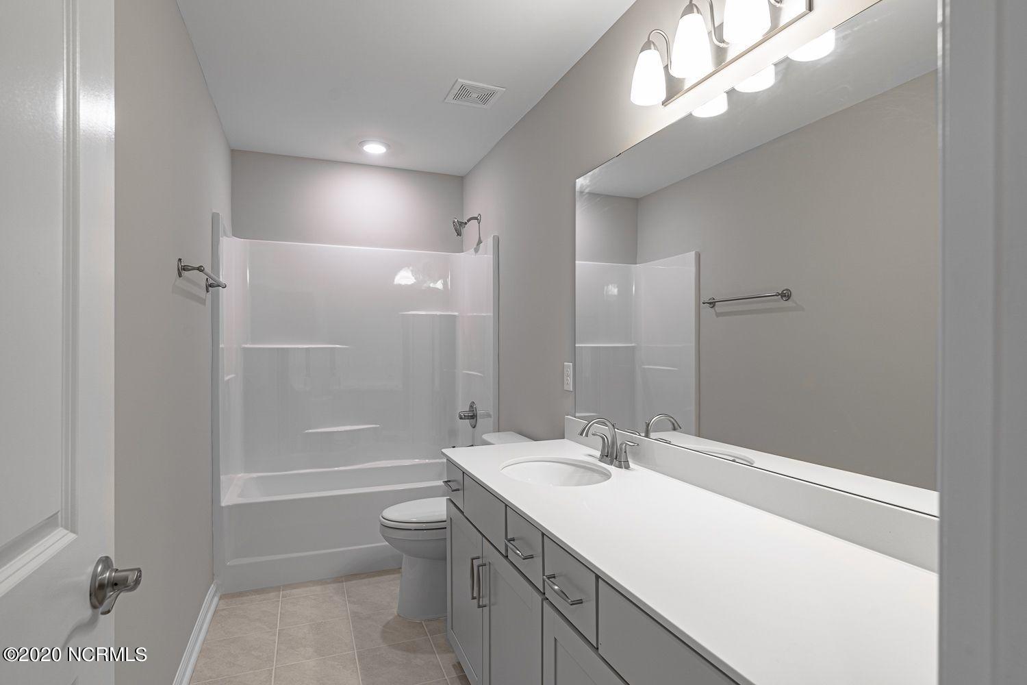 1329 Lt Congleton Road Wilmington, NC 28409 - Photo 20 of 23 8 bath 2