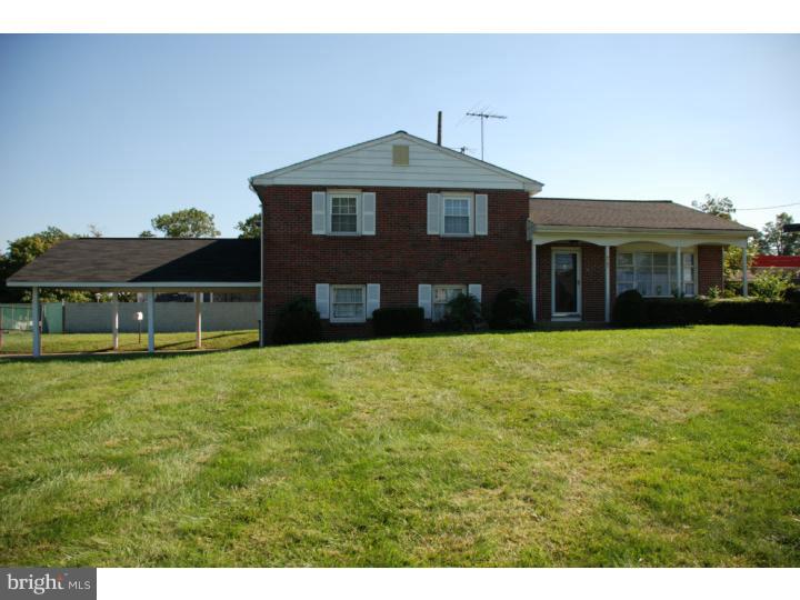 8759 Ashton Road Philadelphia, PA 19136 - Photo 1 of 24 Exterior Front