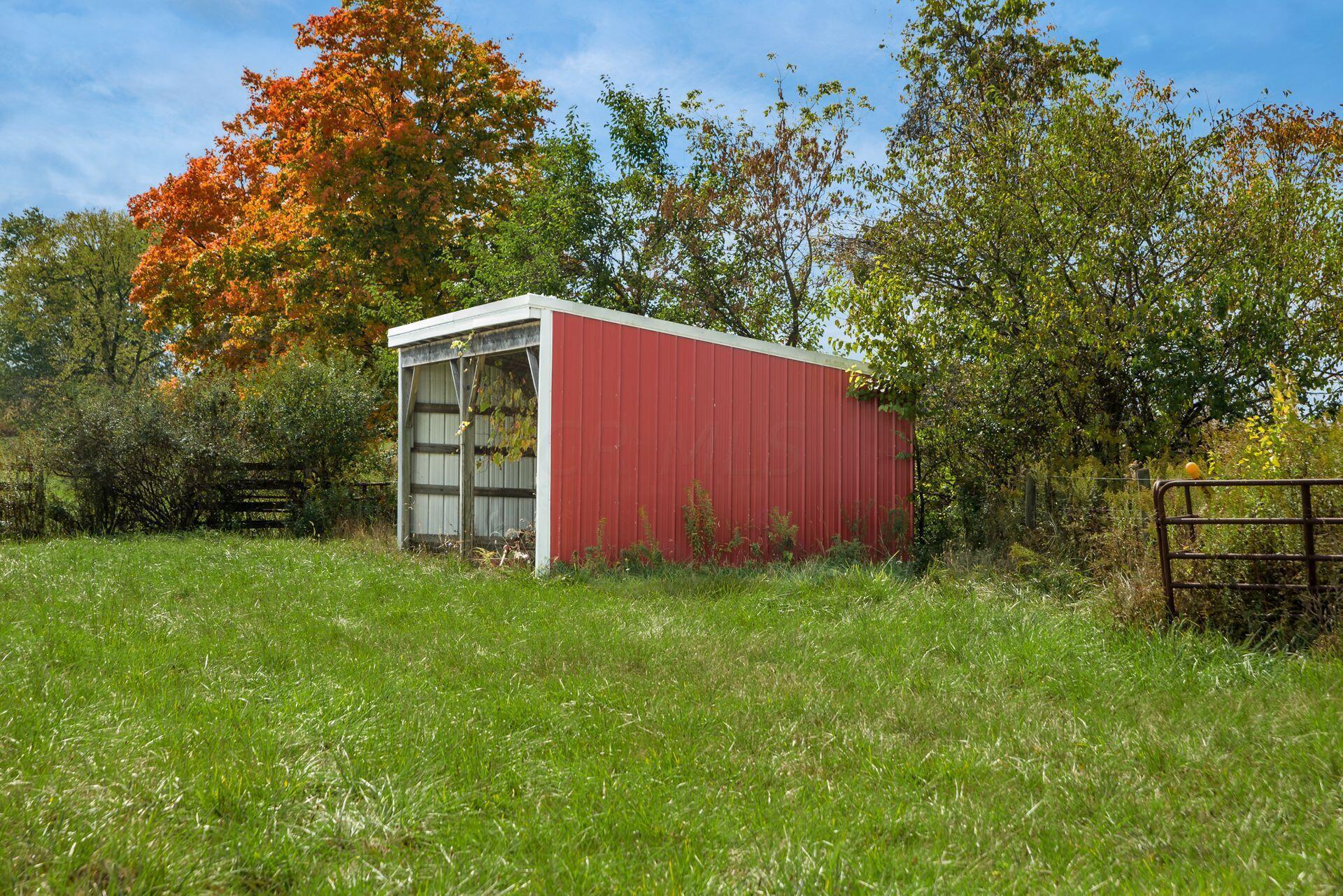 0 Custers Point Road Northeast Thornville, OH 43076 - Photo 15 of 16 Pasture loafing shed - 2