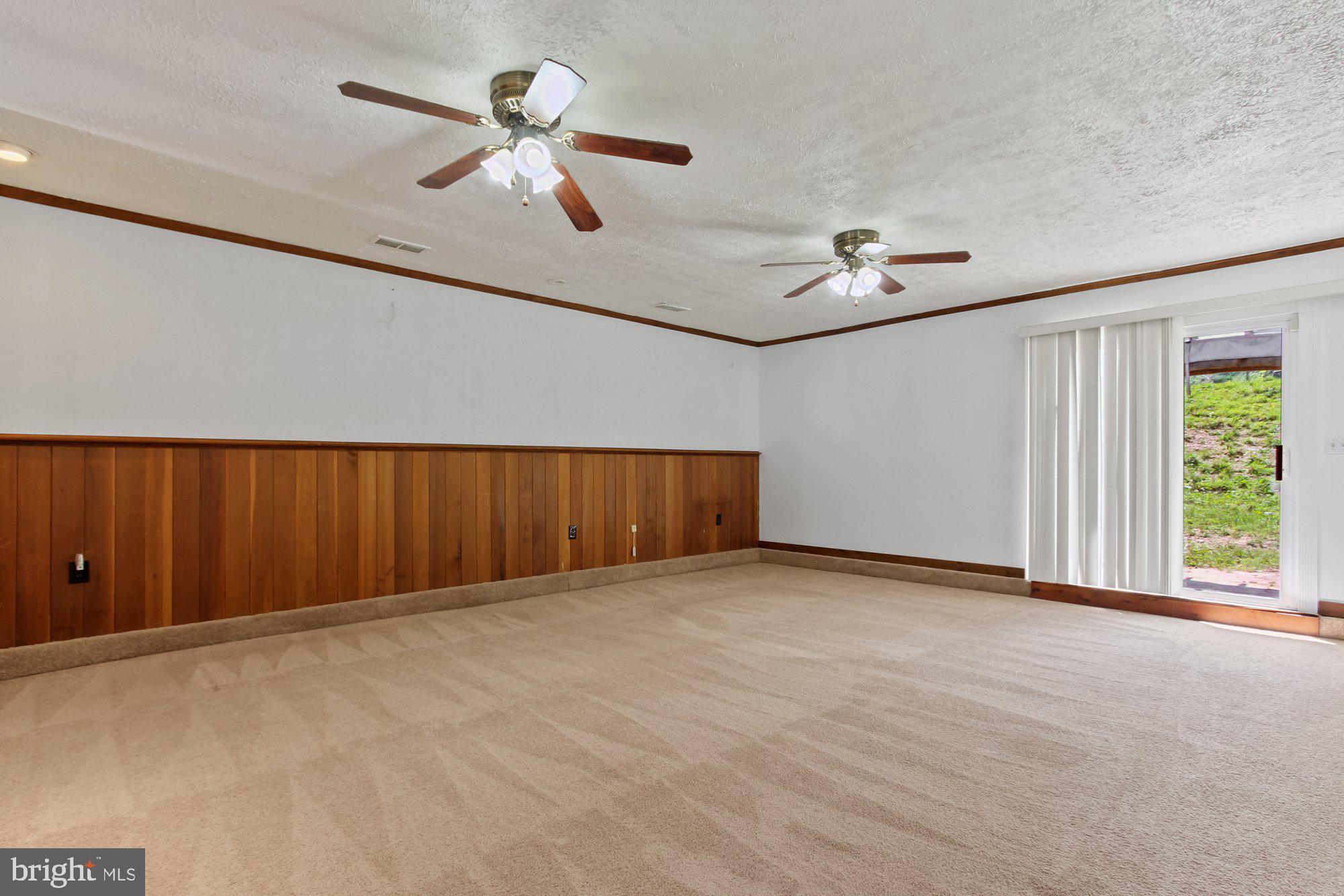 1817 Hanson Road Edgewood, MD 21040 - Photo 12 of 25 Family Room