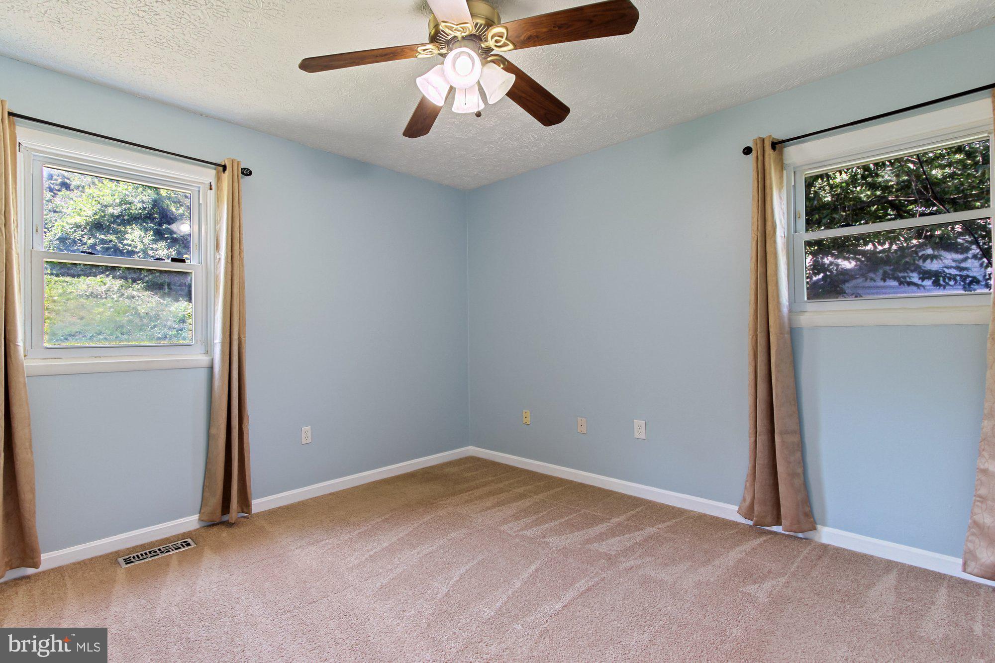 1817 Hanson Road Edgewood, MD 21040 - Photo 15 of 25 Primary Bedroom