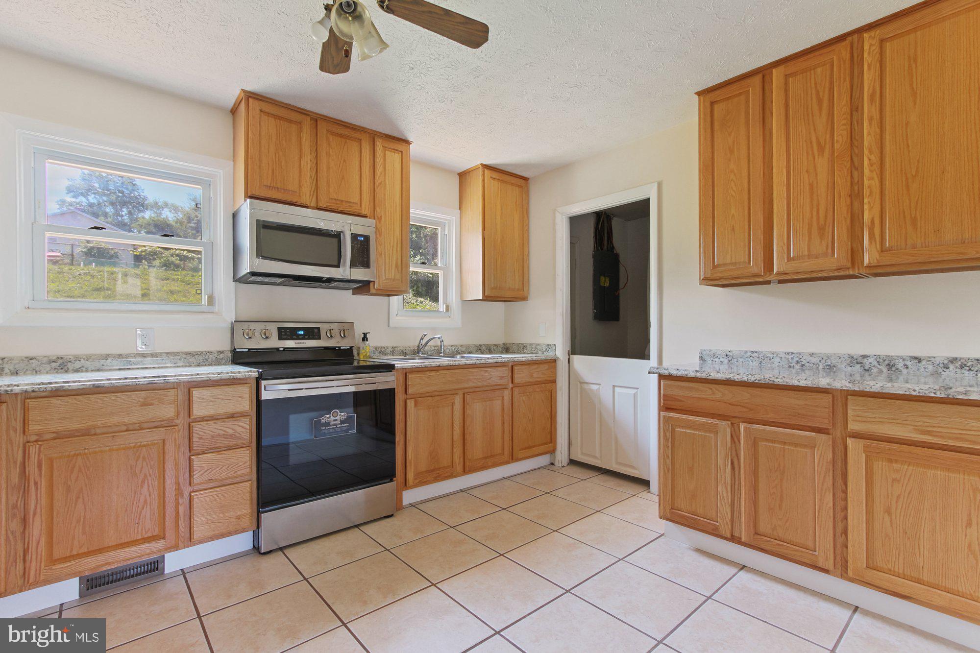 1817 Hanson Road Edgewood, MD 21040 - Photo 8 of 25