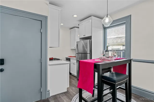 $1,700 | 58 Cottage Street, Unit 2, Buffalo, NY 14201