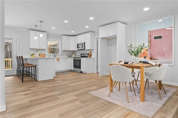 $389,900 | 5920 Loop Road, Clemmons, NC 27012