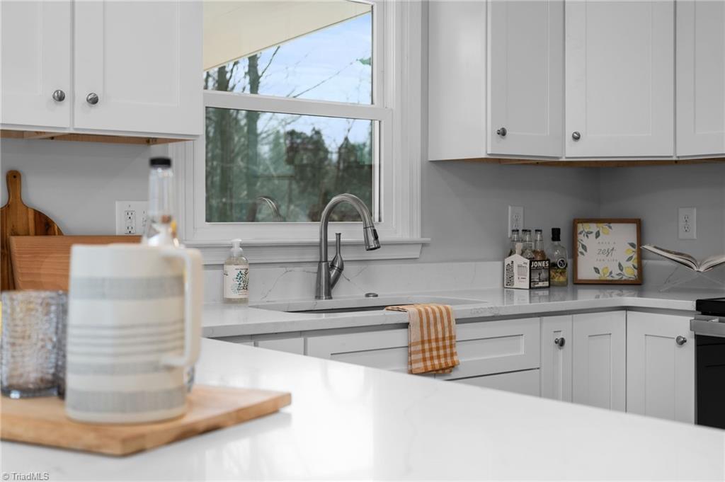 5920 Loop Road Clemmons, NC 27012 - Photo 15 of 45