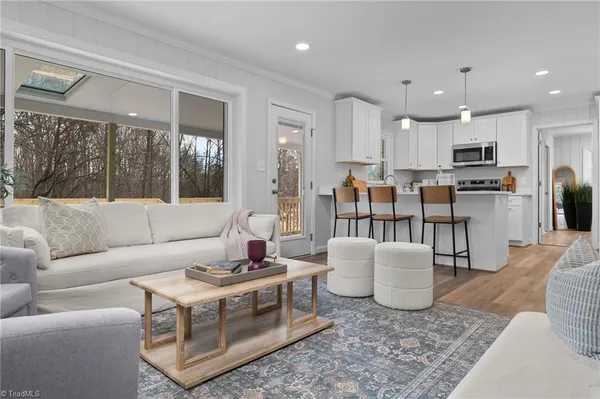 $389,900 | 5920 Loop Road, Clemmons, NC 27012