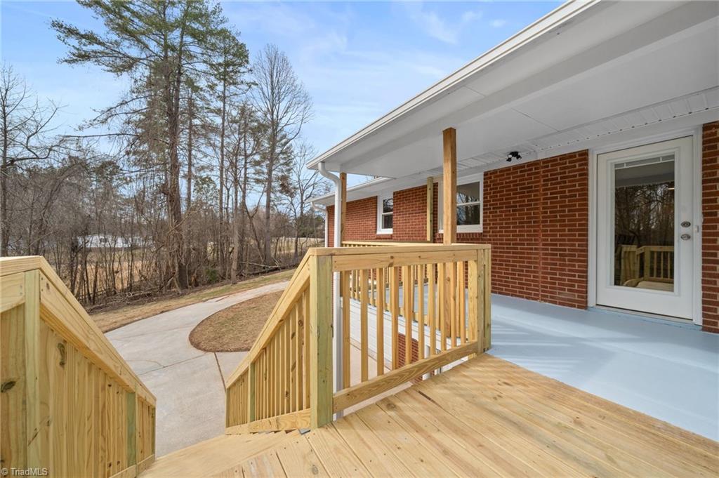 5920 Loop Road Clemmons, NC 27012 - Photo 38 of 45