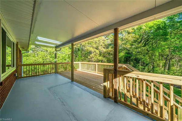 $389,900 | 5920 Loop Road, Clemmons, NC 27012