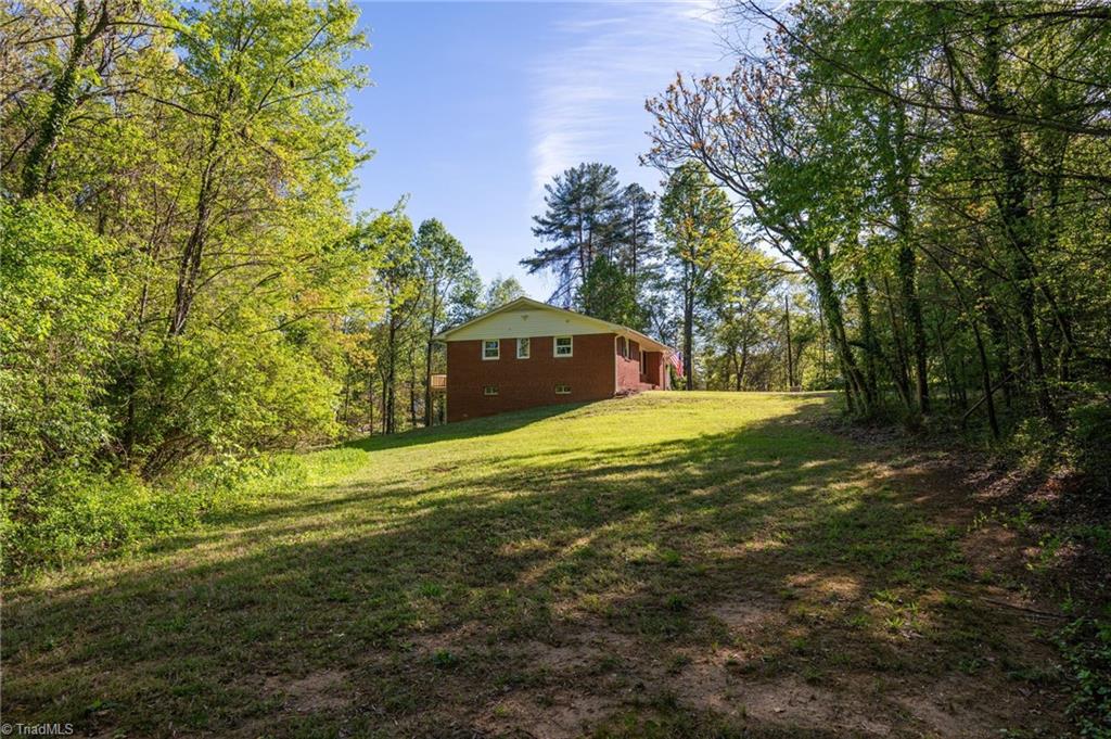 5920 Loop Road Clemmons, NC 27012 - Photo 8 of 47 Gallery Image 8