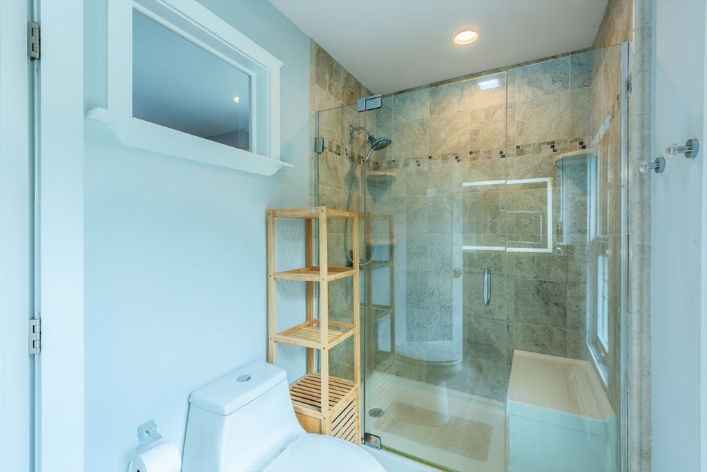 95 East Pleasant Street, Unit H Amherst, MA 01002 - Photo 24 of 34