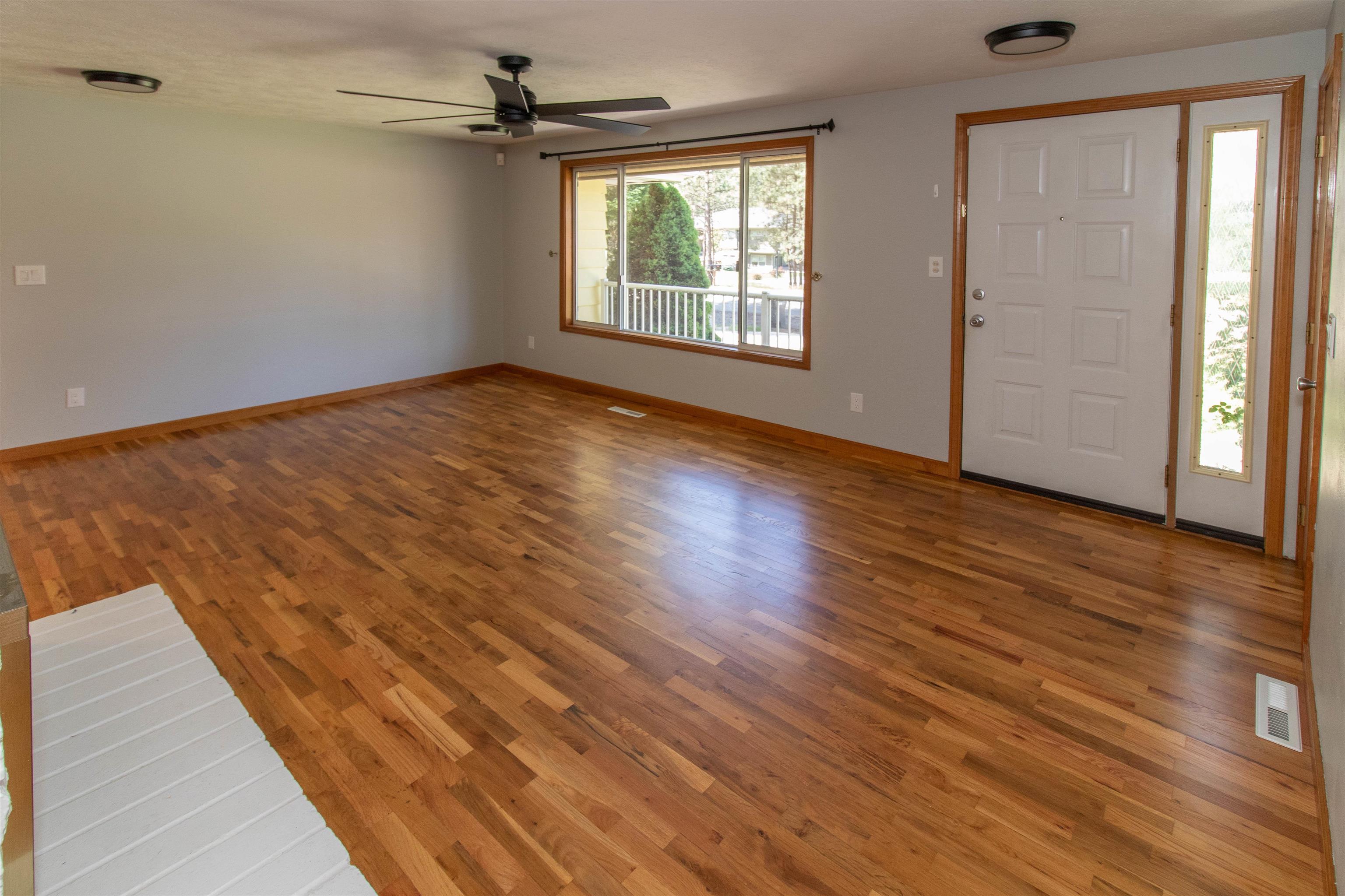 17704 North Hilltop Road Colbert, WA 99005 - Photo 6 of 38