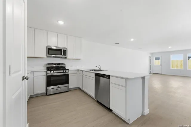 $230,000 | 9815 Abrams View, Converse, TX 78109